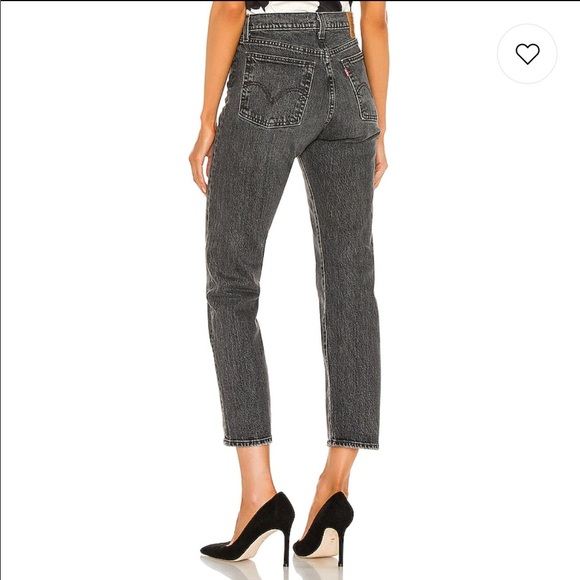 Levi's premium Wedgie Straight Leg high Rise Jeans - Picture 3 of 11